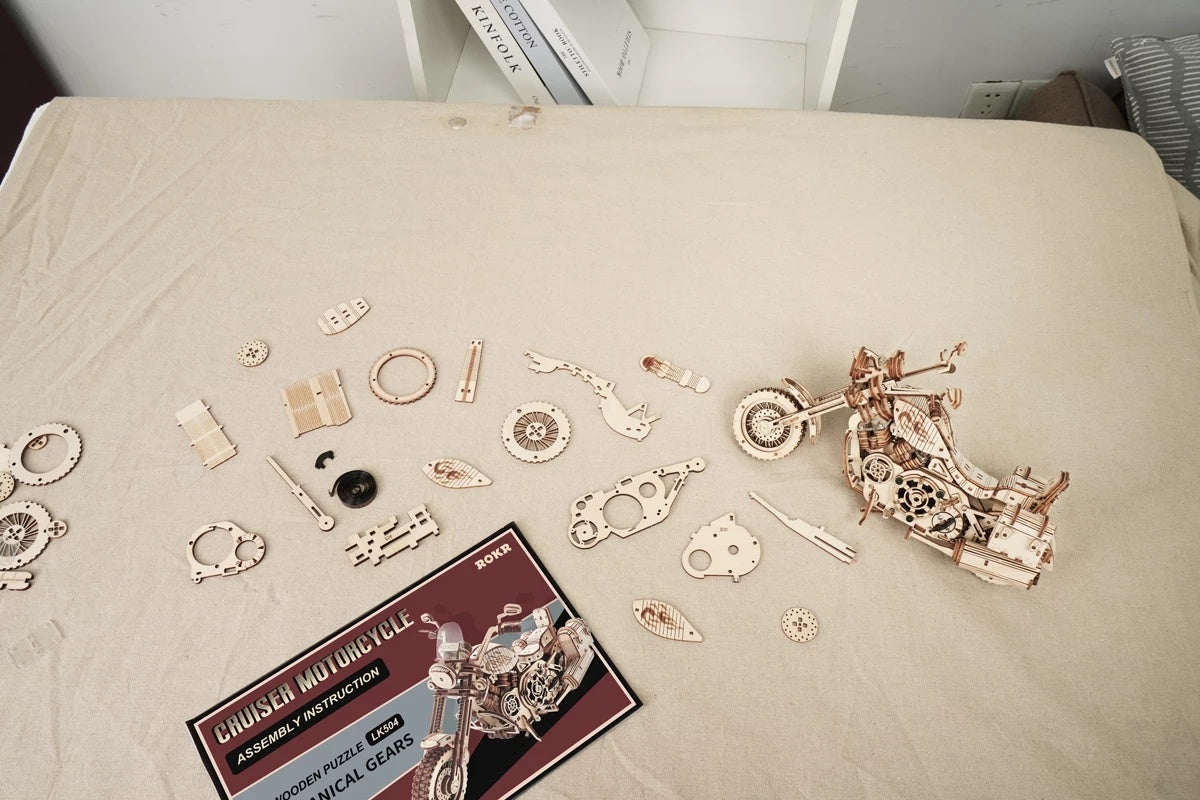 Moto Cruiser Mécanique en Bois – Kit 3D